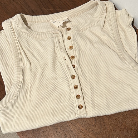 Sezane Félicien Top Cream - Size M PRICE FIRM - Picture 2 of 3